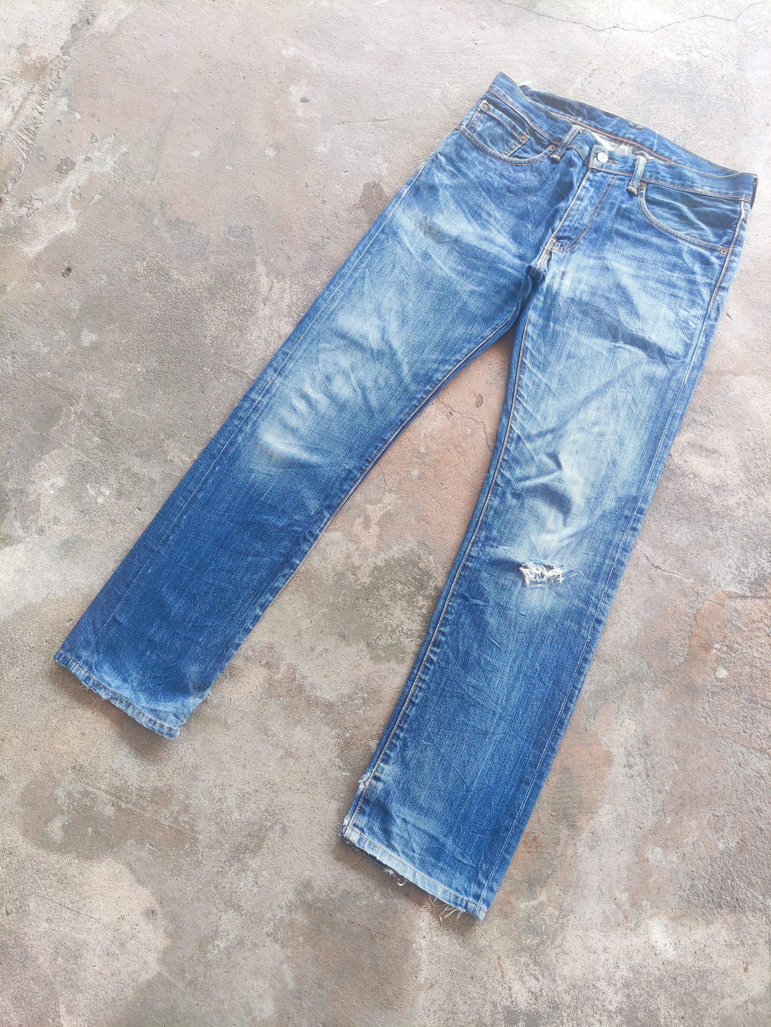 Jean × Levi's × Vintage W34 Vintage Levi's 502 Jeans Distressed Denim Faded Pants Size US 34 / EU 50 - 1 Thumbnail