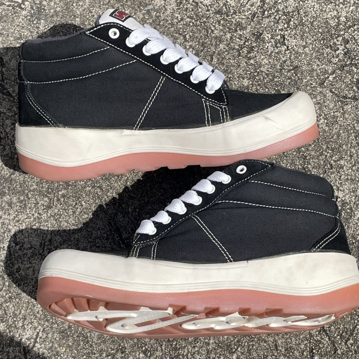 Vans Vintage VANS CHUCKY CANVAS HI V6346 Made in Korea Size US 9.5 / EU 42-43 - 12 Thumbnail