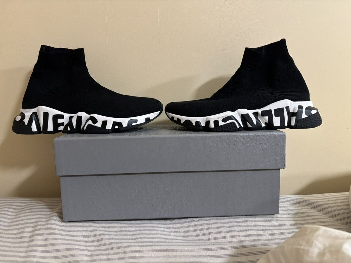 Balenciaga Balenciaga womans speed sneaker Size US 5 / IT 35 - 2 Thumbnail
