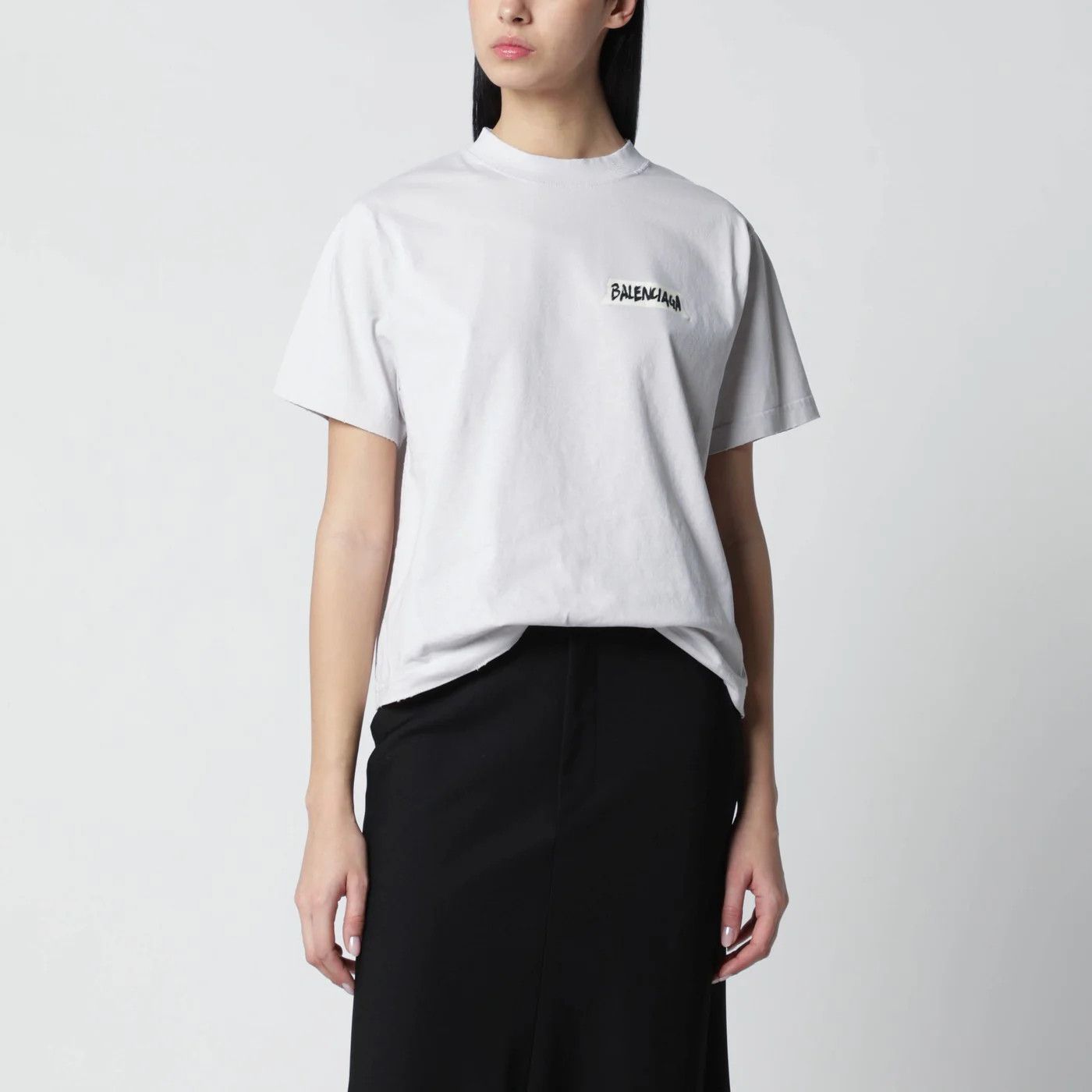 Balenciaga o1d2blof0426 Short Sleeve T-Shirt With Medium Fit in White Size M / US 6-8 / IT 42-44 - 1 Thumbnail