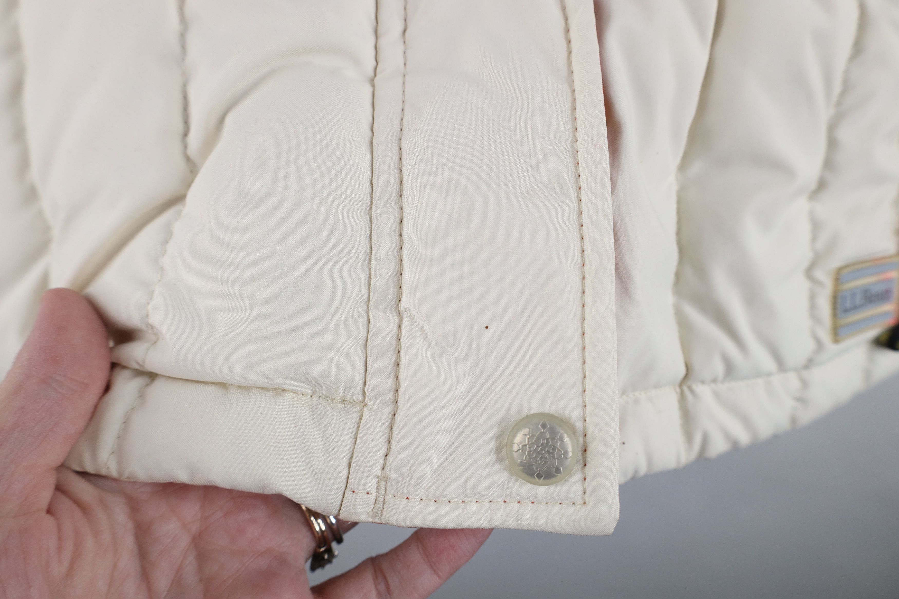 L.L. Bean Vintage LL Bean Block Duck Down Hooded Puffer Jacket Cream Size M / US 6-8 / IT 42-44 - 6 Thumbnail