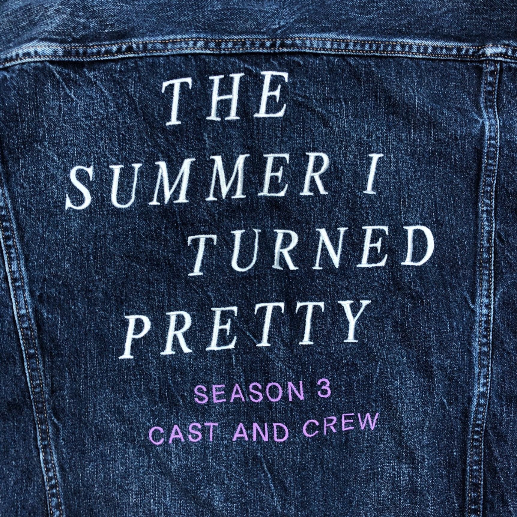 American Eagle Outfitters The Summer I Turned Pretty Cast + Crew Denim Jacket American Eagle Adult 3XL S3 Trucker Blue Mens Denim Jacket Size US XXL / EU 58 / 5 - 6 Thumbnail