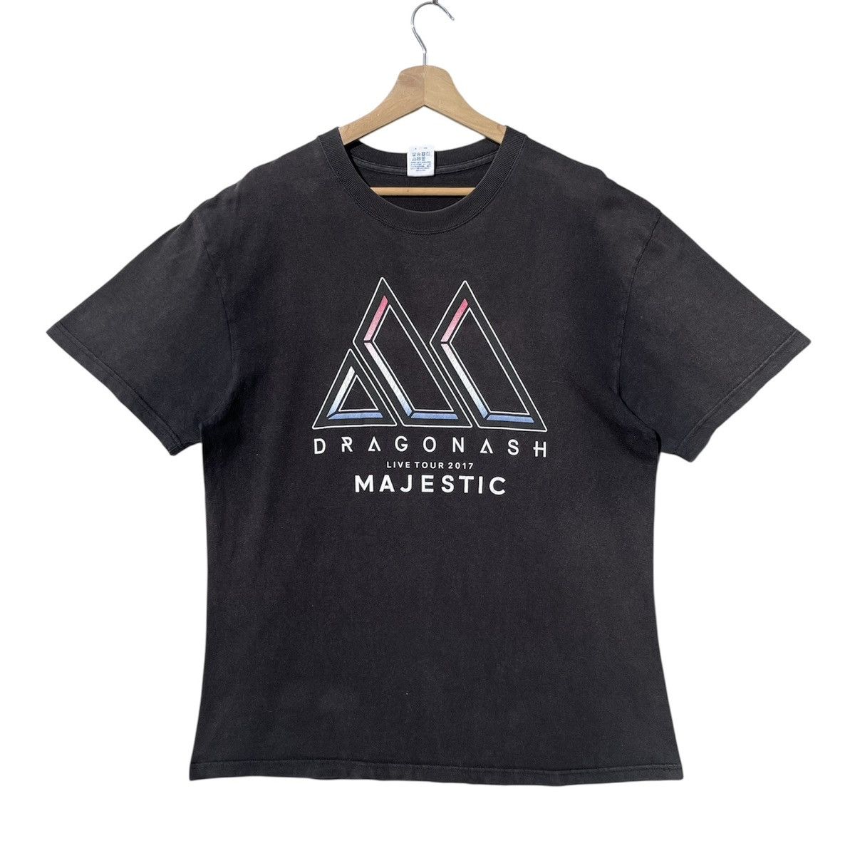 Band Tees 🔥Accept Binding Offer🔥 Majestic Dragonash Live Tour Size US XL / EU 56 / 4 - 1 Thumbnail