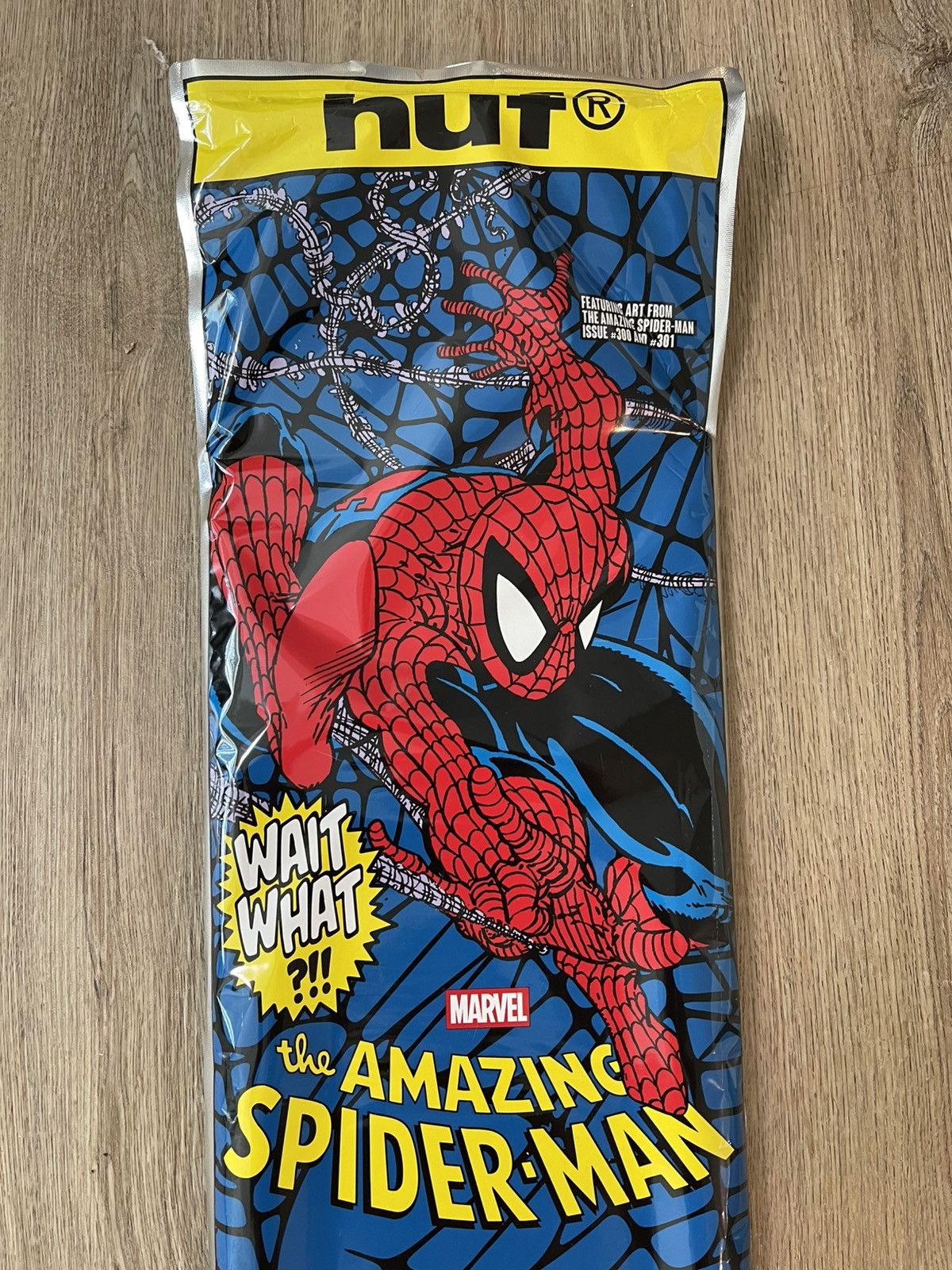 Marvel Comics HUF × Spider-Man Issue 300 Marvel Comics Blind Bag *SEALED* Size 30 - 4 Thumbnail