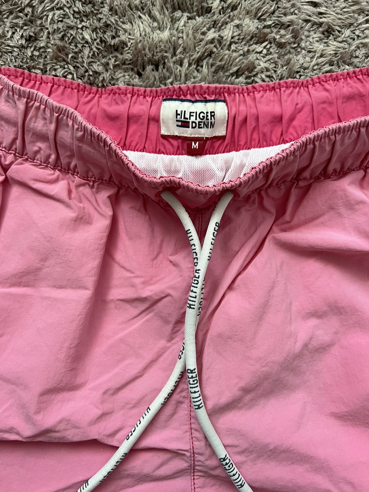 Tommy Hilfiger Tommy Hilfiger pink swim shorts Size US 36 / EU 52 - 2 Thumbnail