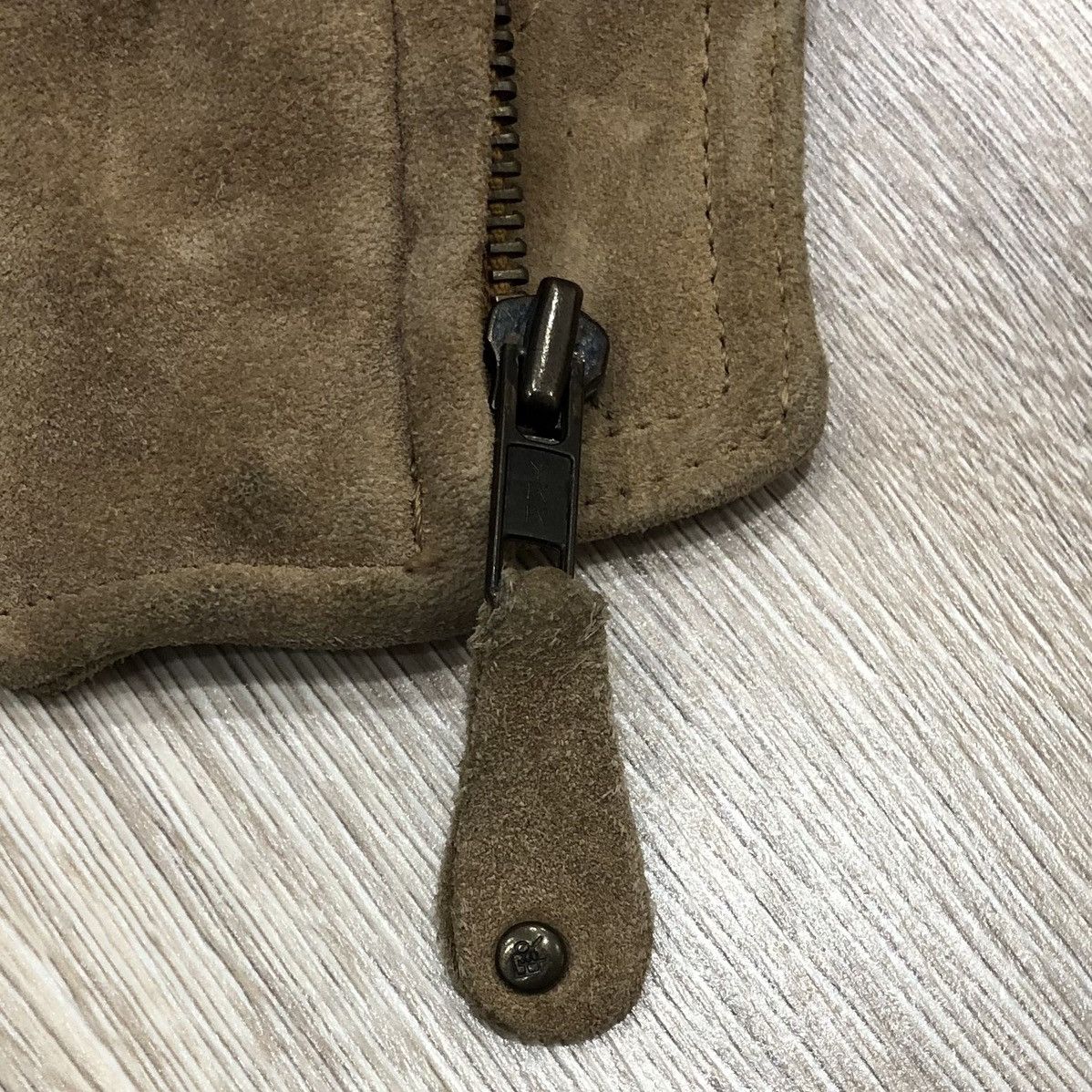 Banana Republic Vintage Banana Republic Men’s Suede Leather Bomber Jacket Size US L / EU 52-54 / 3 - 12 Thumbnail