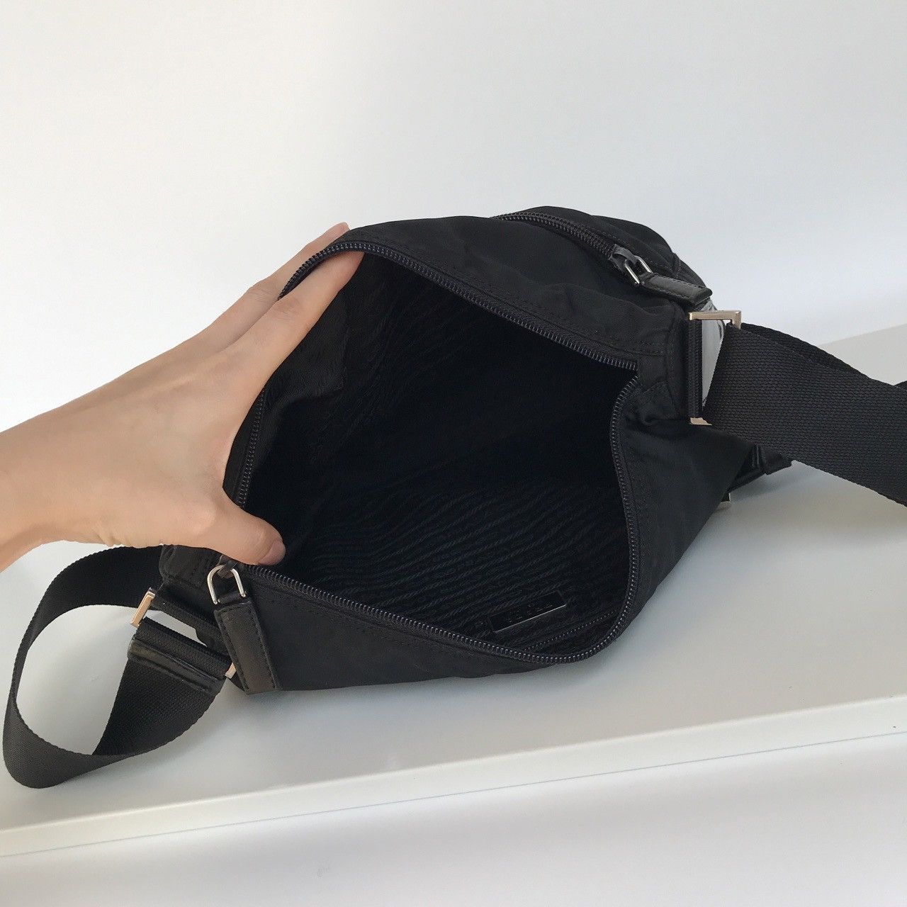 Prada 🔥Hot Items 🔥Prada Crossbody Size ONE SIZE - 13 Thumbnail