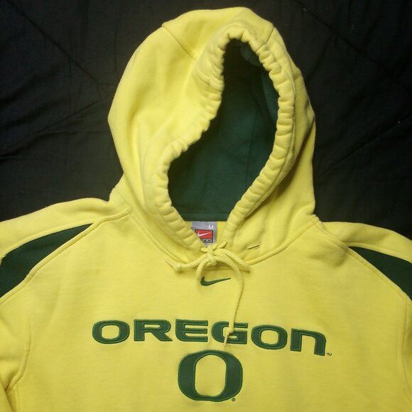 NCAA × Nike Vintage Nike Oregon Ducks Hoodie Sweatshirt Mid Swoosh Size US M / EU 48-50 / 2 - 1 Thumbnail