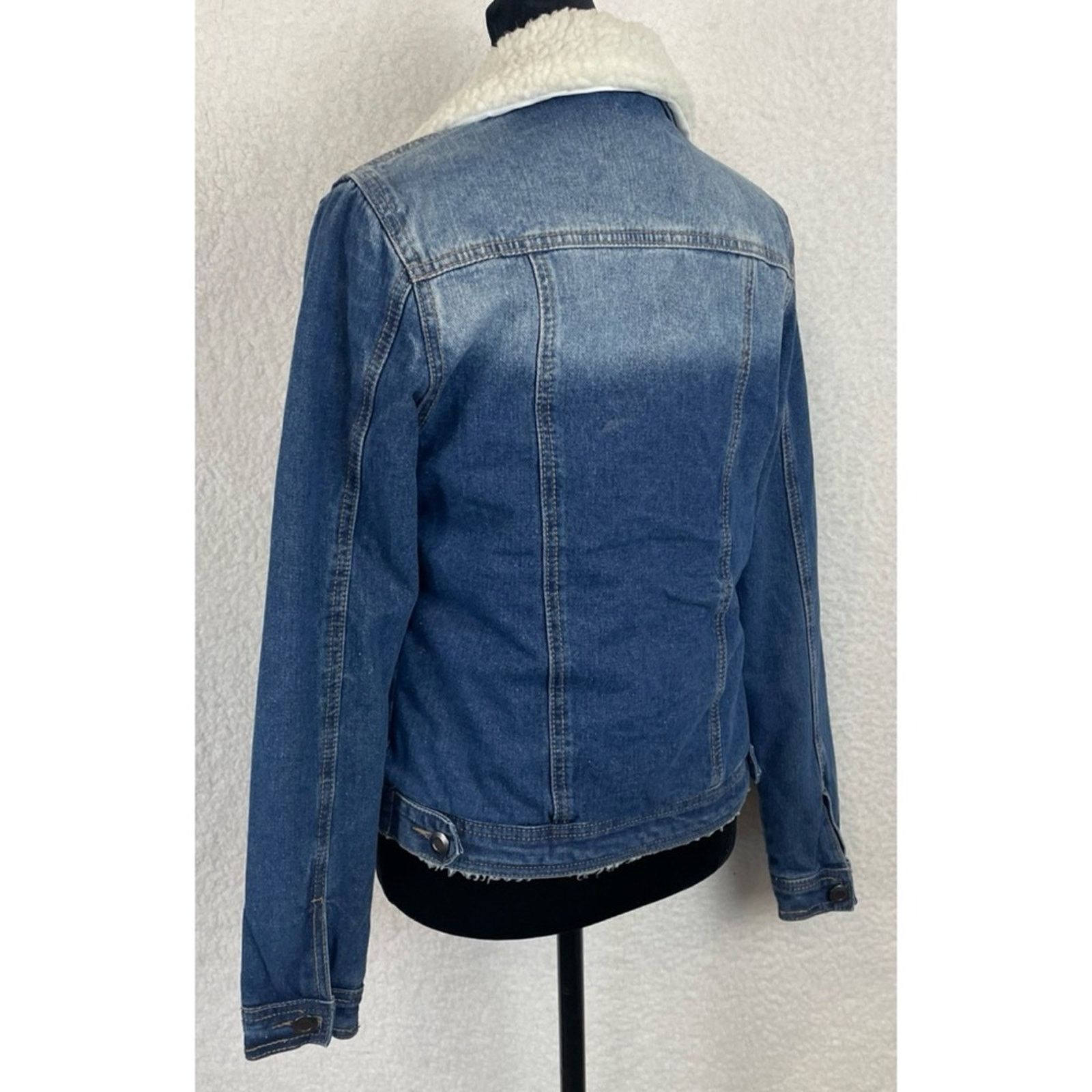 Boohoo BOOHOO • Blue/White Denim Sherpa-Lined Collared Jacket Size XS / US 0-2 / IT 36-38 - 7 Thumbnail