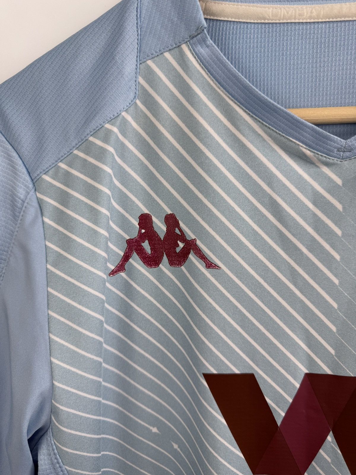 Kappa 🏴󠁧󠁢󠁥󠁮󠁧󠁿 19/20 Kappa FC Aston Villa Soccer Away Kit Jersey W88 Rare Size US L / EU 52-54 / 3 - 6 Thumbnail
