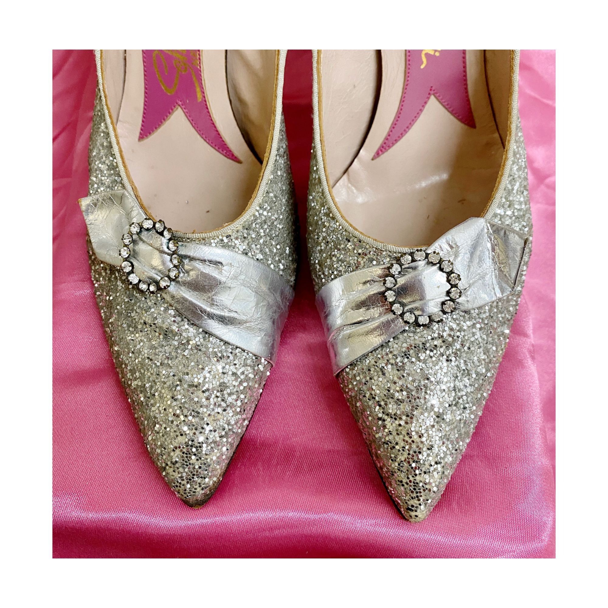 Schiaparelli Vintage 1950s Schiaparelli Silver Glitter Pumps Size US 10 / IT 40 - 7 Thumbnail