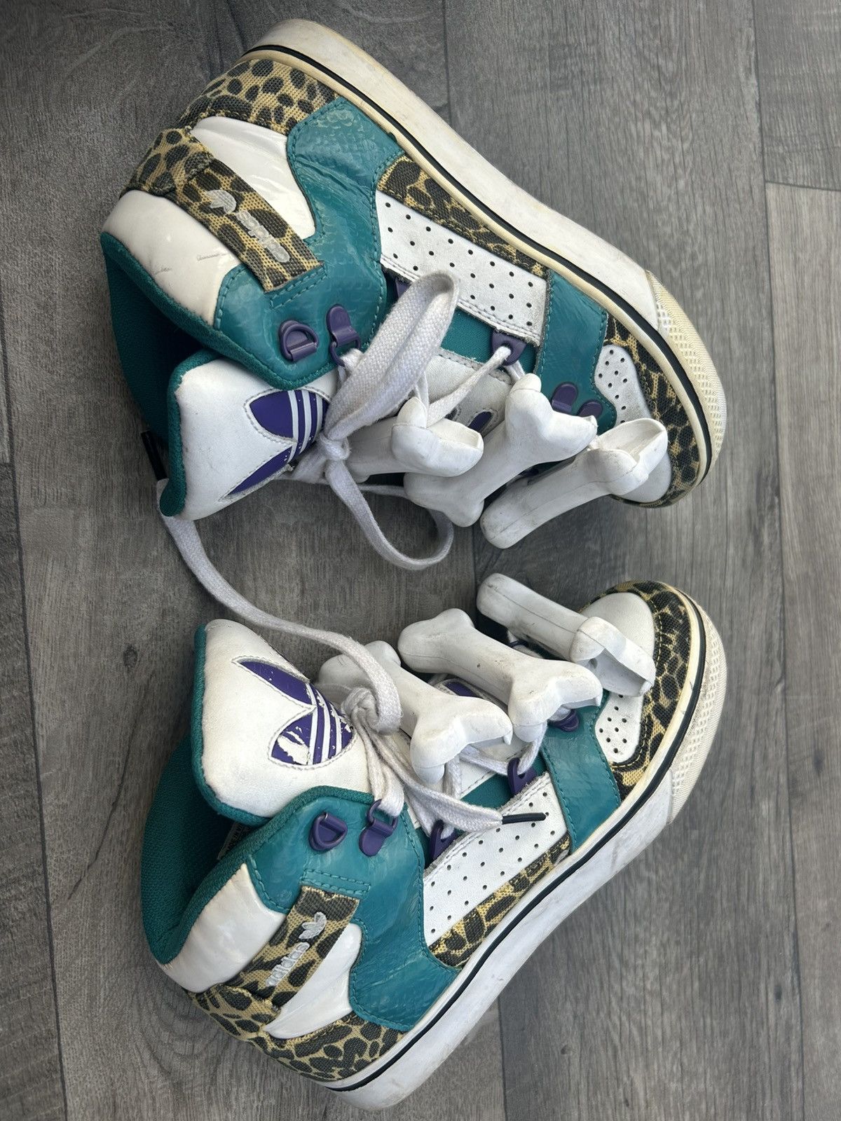 Adidas × Jeremy Scott Adidas Jeremy Scott Bones sneakers Size US 5.5 / EU 38 - 7 Thumbnail
