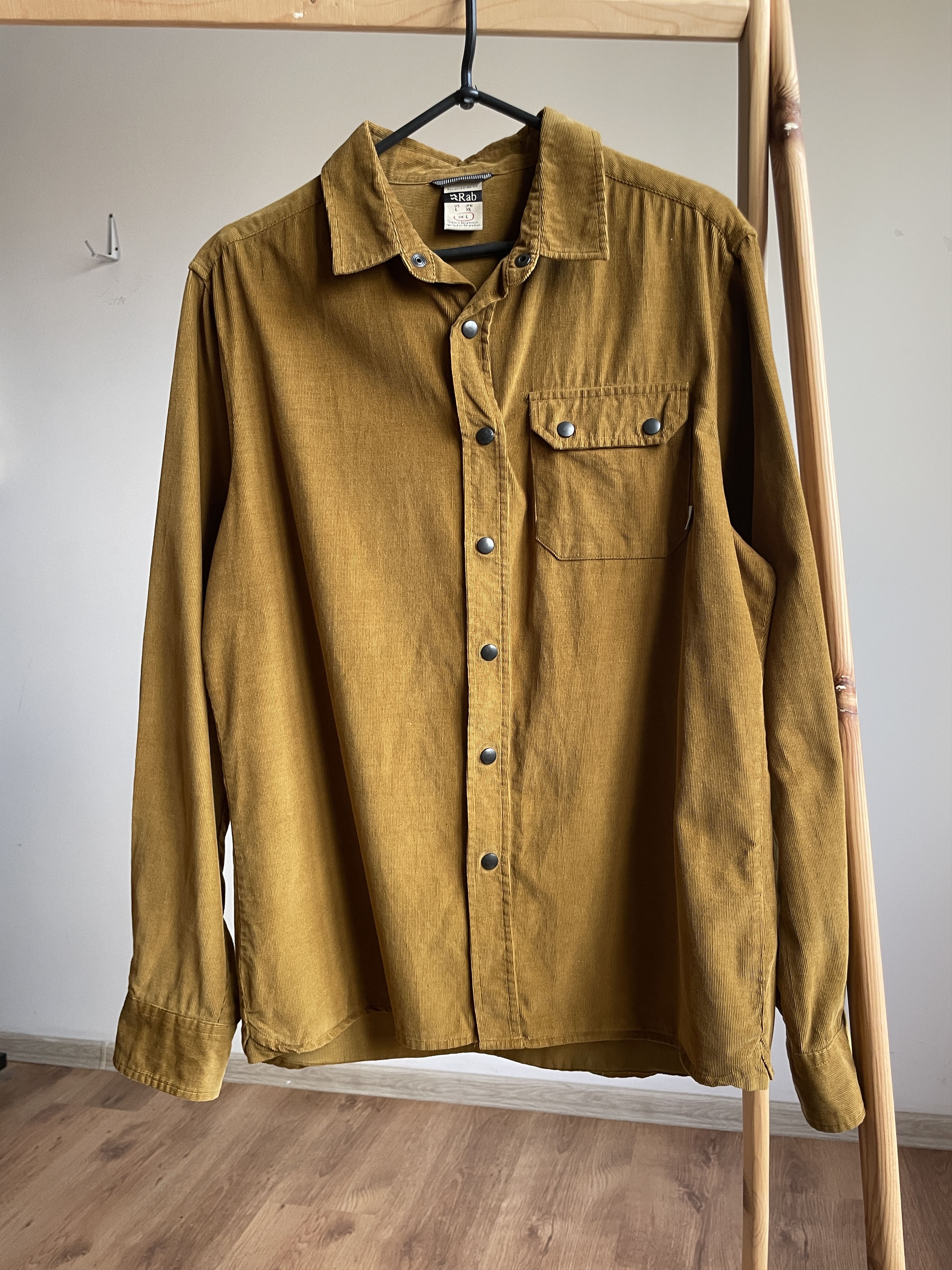 Rab Rab Cordline Corduroy Shirt Size L Size US L / EU 52-54 / 3 - 1 Thumbnail