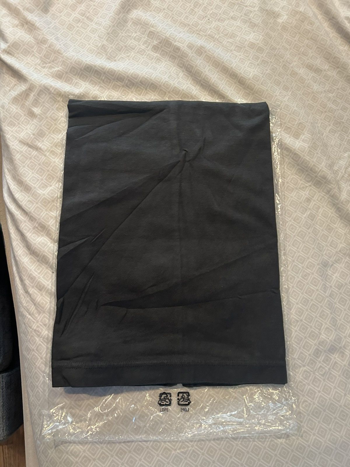 Gap × Yeezy Yeezy x Gap black t shirt Size US S / EU 44-46 / 1 - 2 Thumbnail