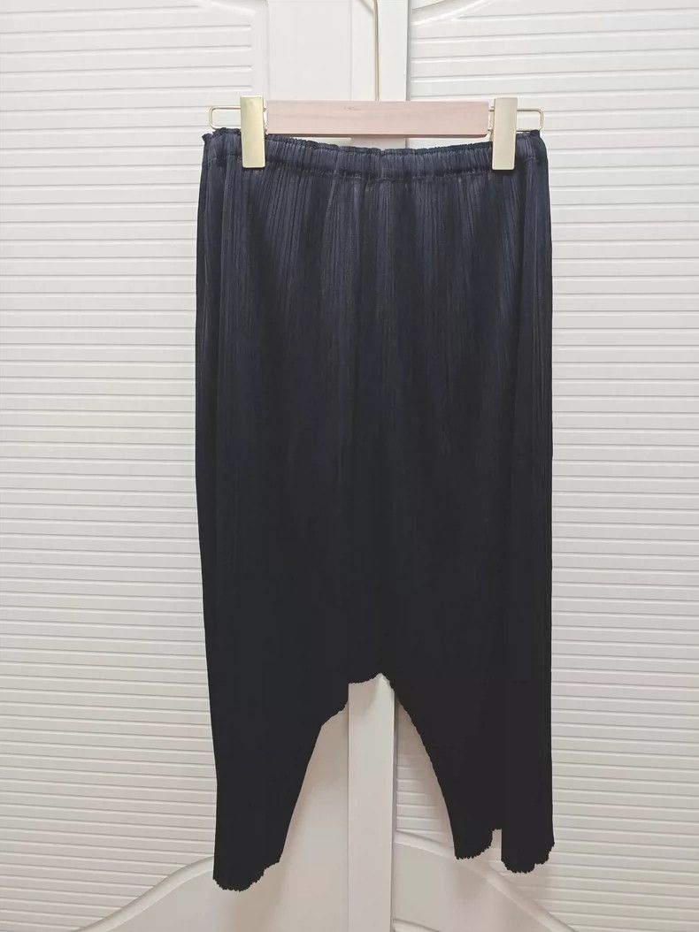 Issey Miyake issey miyake size:1 Black capri pants Size US 27 - 7 Thumbnail