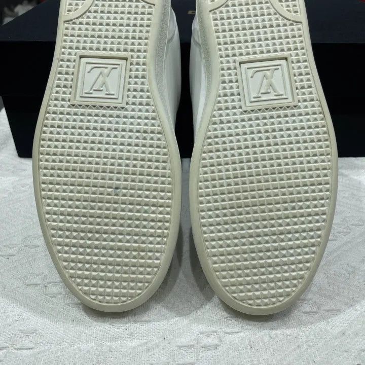 Louis Vuitton Louis Vuitton White Leather Fashion Sneakers -2508 Size US 7 / IT 37 - 6 Thumbnail