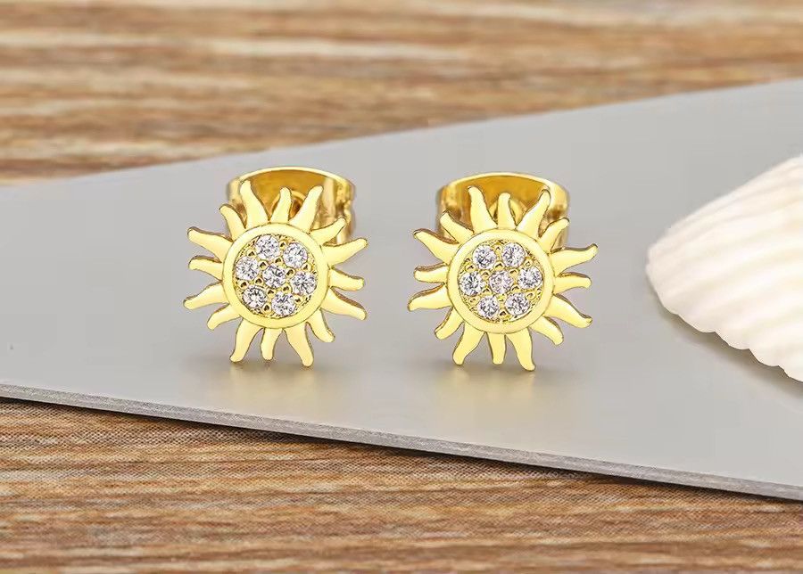 Jewelry Sun Stud Earrings for Men Women Streetwear Punk Hip Hop Size ONE SIZE - 2 Thumbnail