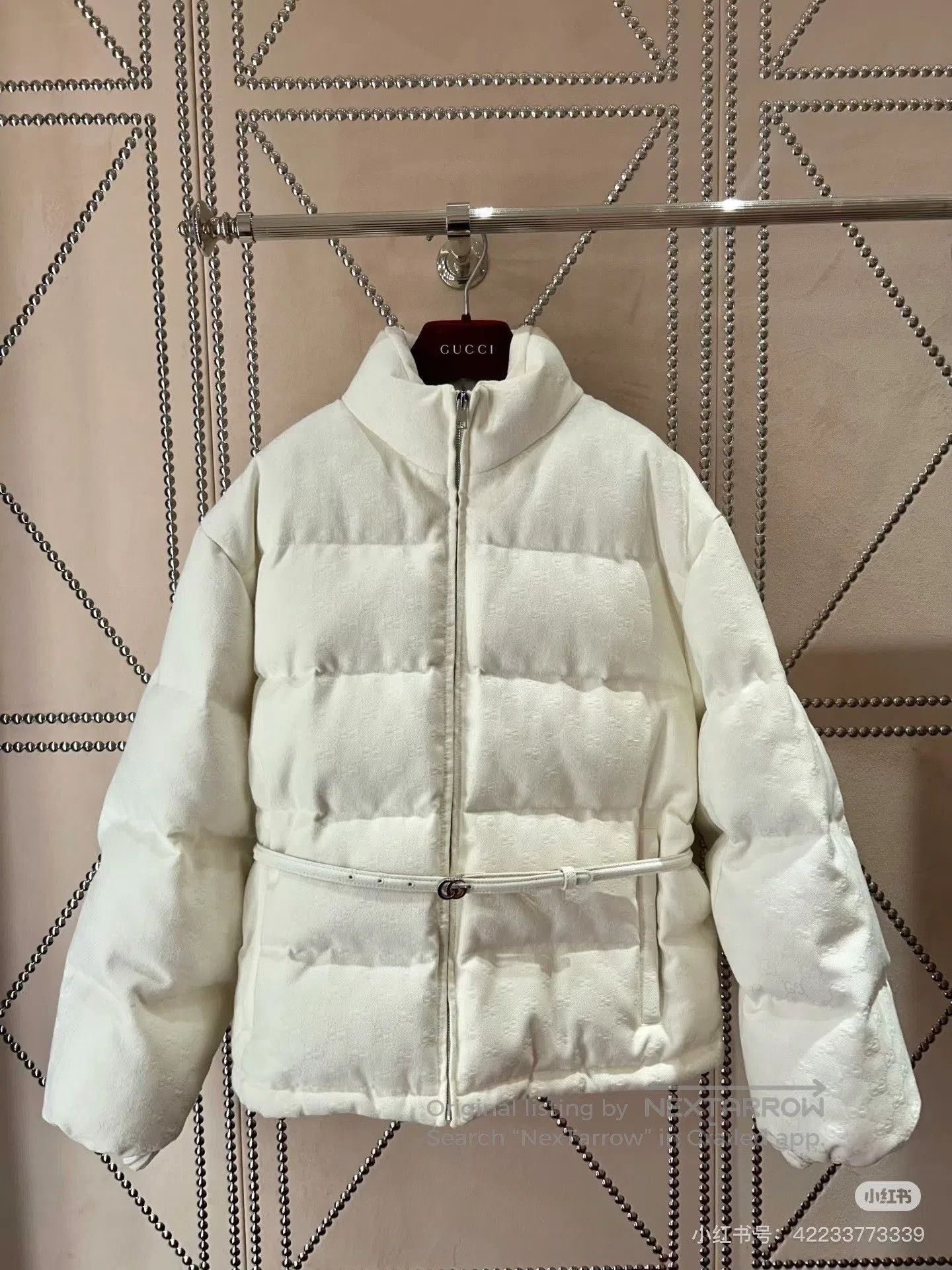 Gucci Gucci White Full Logo Down Jacket. Size M / US 6-8 / IT 42-44 - 8 Thumbnail