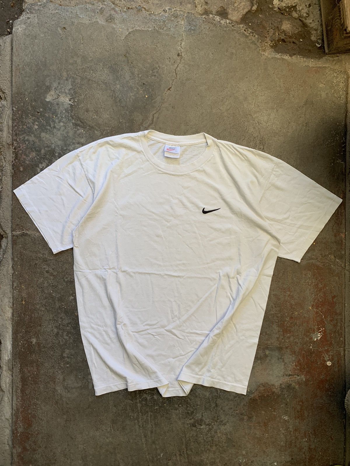 Nike 90s Nike Single Swoosh Shirt Size US XL / EU 56 / 4 - 1 Thumbnail