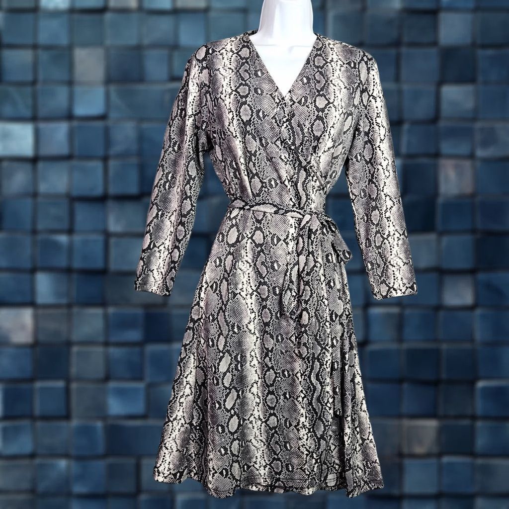 Michael Kors Michael Kors Vintage Snake Print Wrap Dress Women’s Size 8 Long Sleeve A-Line Size M / US 6-8 / IT 42-44 - 1 Thumbnail