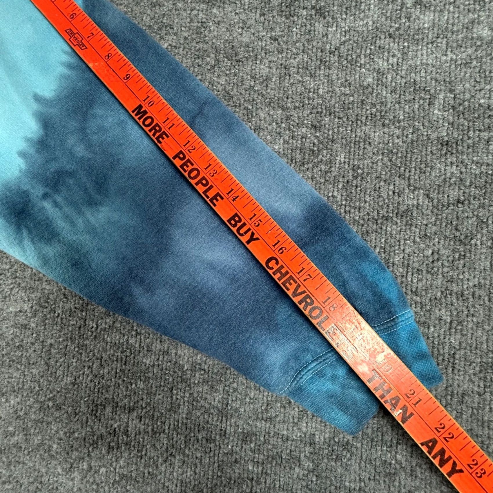 Gildan Y2K 90s Graphic Detroit XL Tie Dye Heavy Blend Hoodie Sweatshirt Festival Hippie Size US XL / EU 56 / 4 - 8 Thumbnail