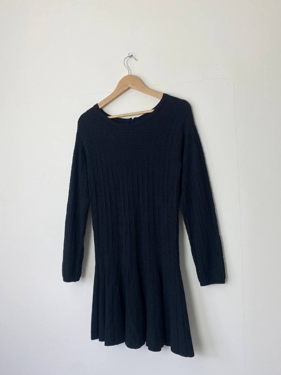 Givenchy Givenchy Kids Monogram Long Sleeve Dress Size XS / US 0-2 / IT 36-38 - 5 Thumbnail