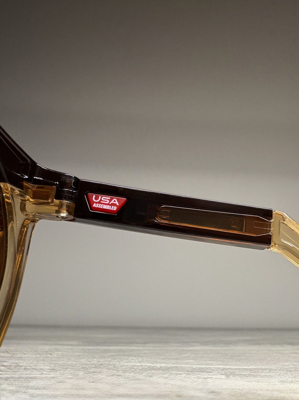 Oakley Oakley HSTN M x Kylian Mbappé Dark Amber/Light Curry Size ONE SIZE - 12 Thumbnail