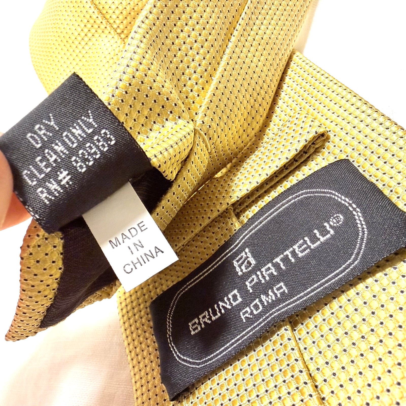 Piattelli Bruno Piattelli Roma Gold Silk Tie w/ Blue Flame Logo(2000s) Size ONE SIZE - 7 Thumbnail