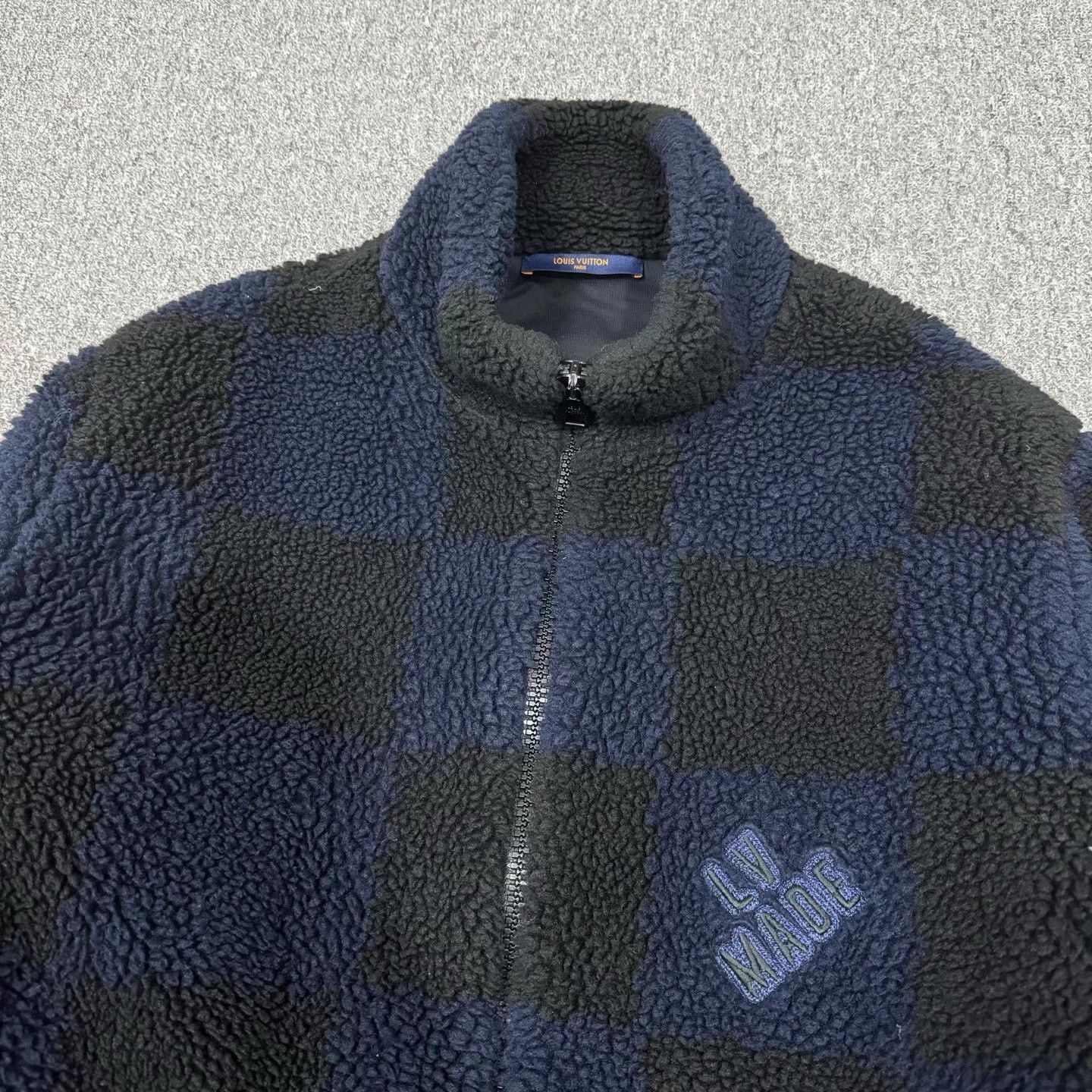 Louis Vuitton LV x Nigo Navy Blue Damier Teddy Fleece Jacket XL Size US XL / EU 56 / 4 - 3 Thumbnail