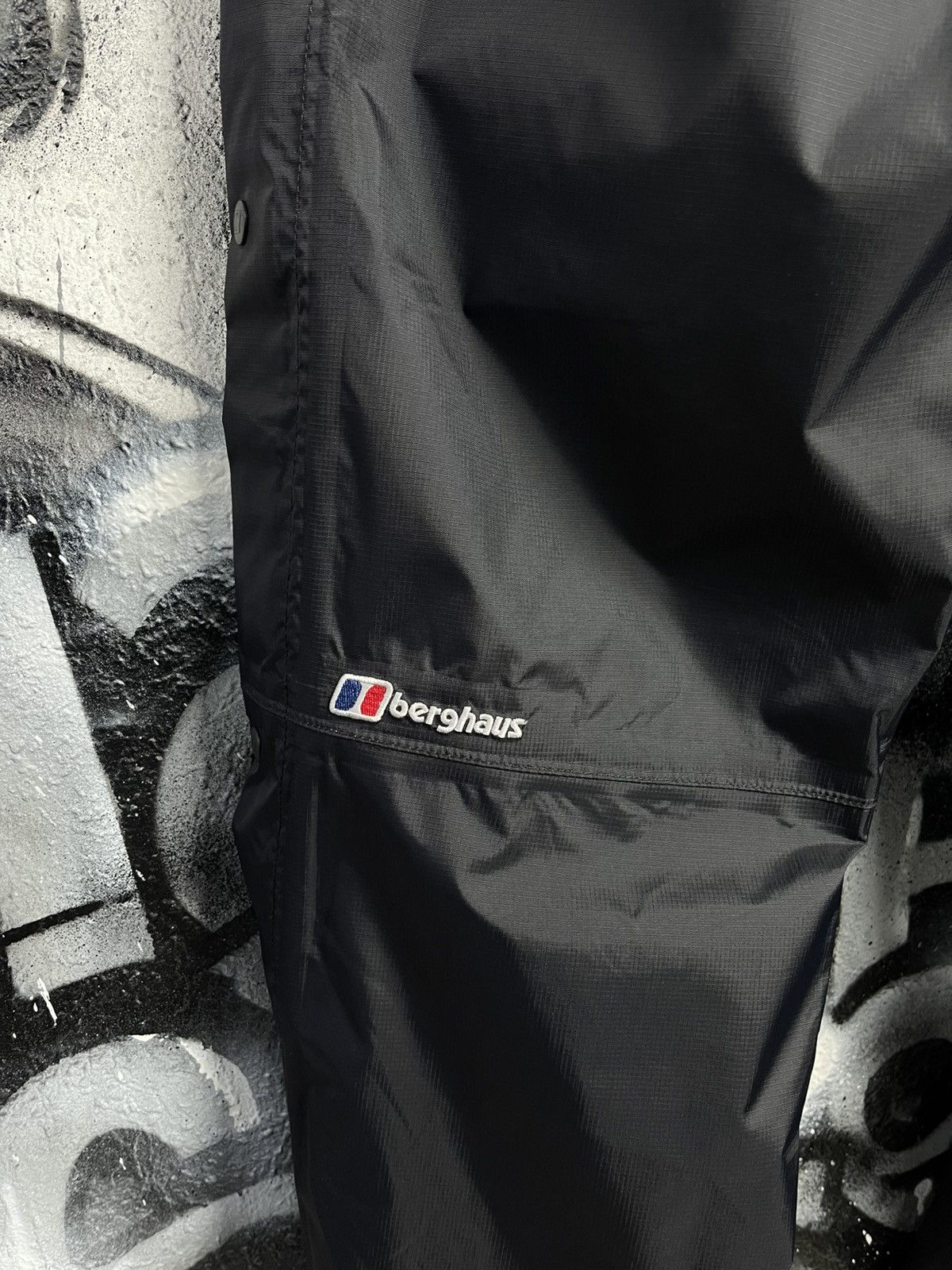 Berghaus Berghaus Aqua Foil Gorpcore Baggy Style Pants Men’s Size L Size US 33 - 3 Thumbnail
