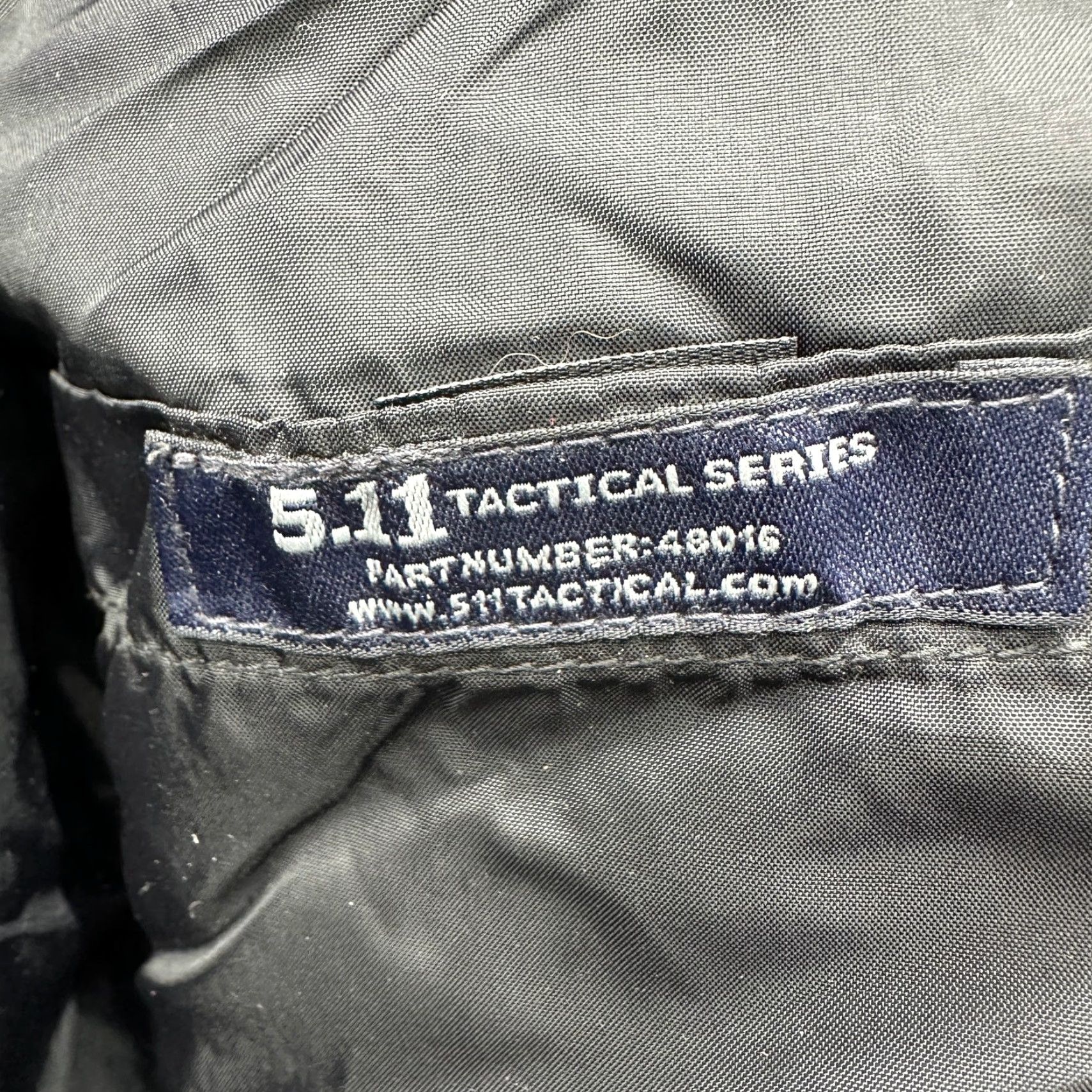 Vintage 5.11 Tactical Series Response Jacket Mens Large Black Lightweight Full Zip Windbreaker Zip Pockets Outdoor Casual Workwear Travel Mens Size US L / EU 52-54 / 3 - 6 Thumbnail