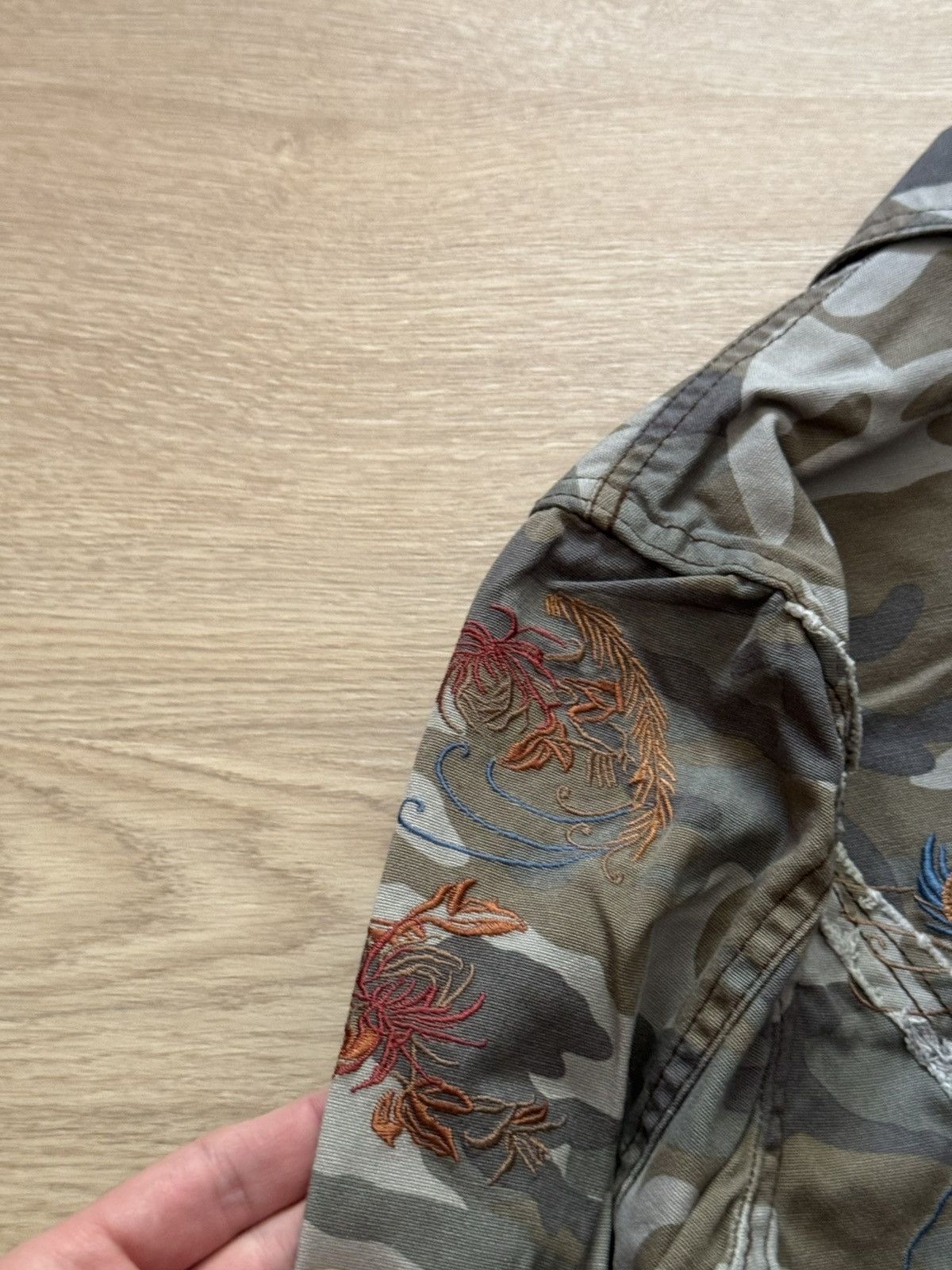 Japanese Brand Vintage Clockhouse Women’s y2k Camo Japanese Dragon Blazer Size M / US 6-8 / IT 42-44 - 6 Thumbnail