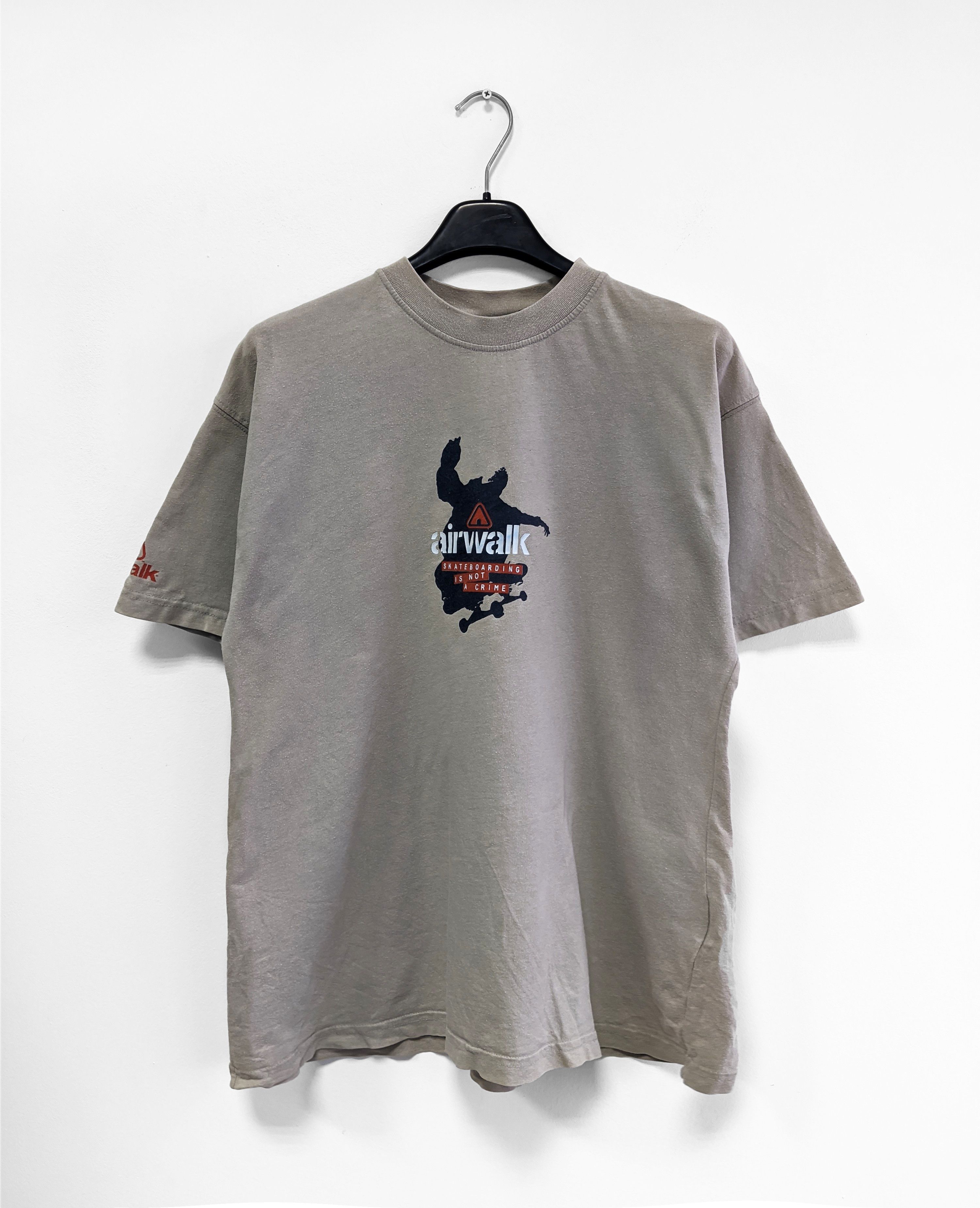 Vintage vintage sk8 y2k tshirt skateboarding airwalk printed Size US M / EU 48-50 / 2 - 2 Thumbnail