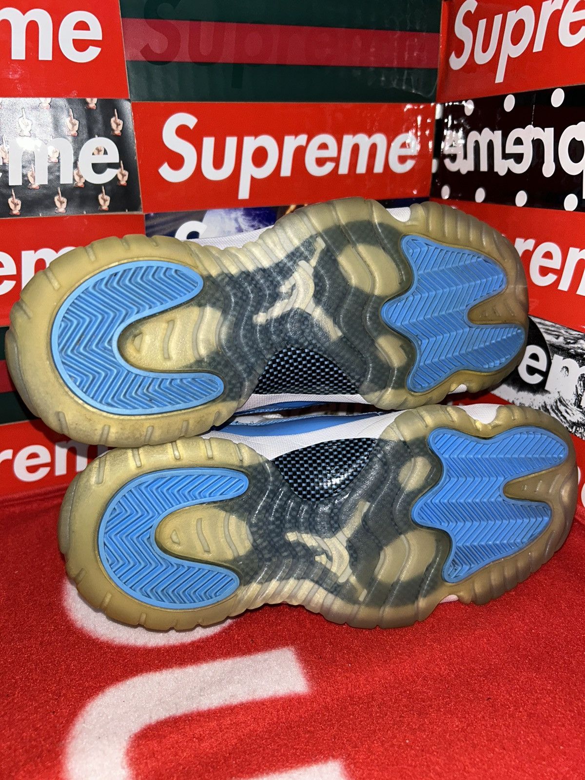 Jordan Brand Jordan 11 Retro Low University Blue (GS) 528896-106 size 4y Size US 5 / EU 37 - 5 Thumbnail