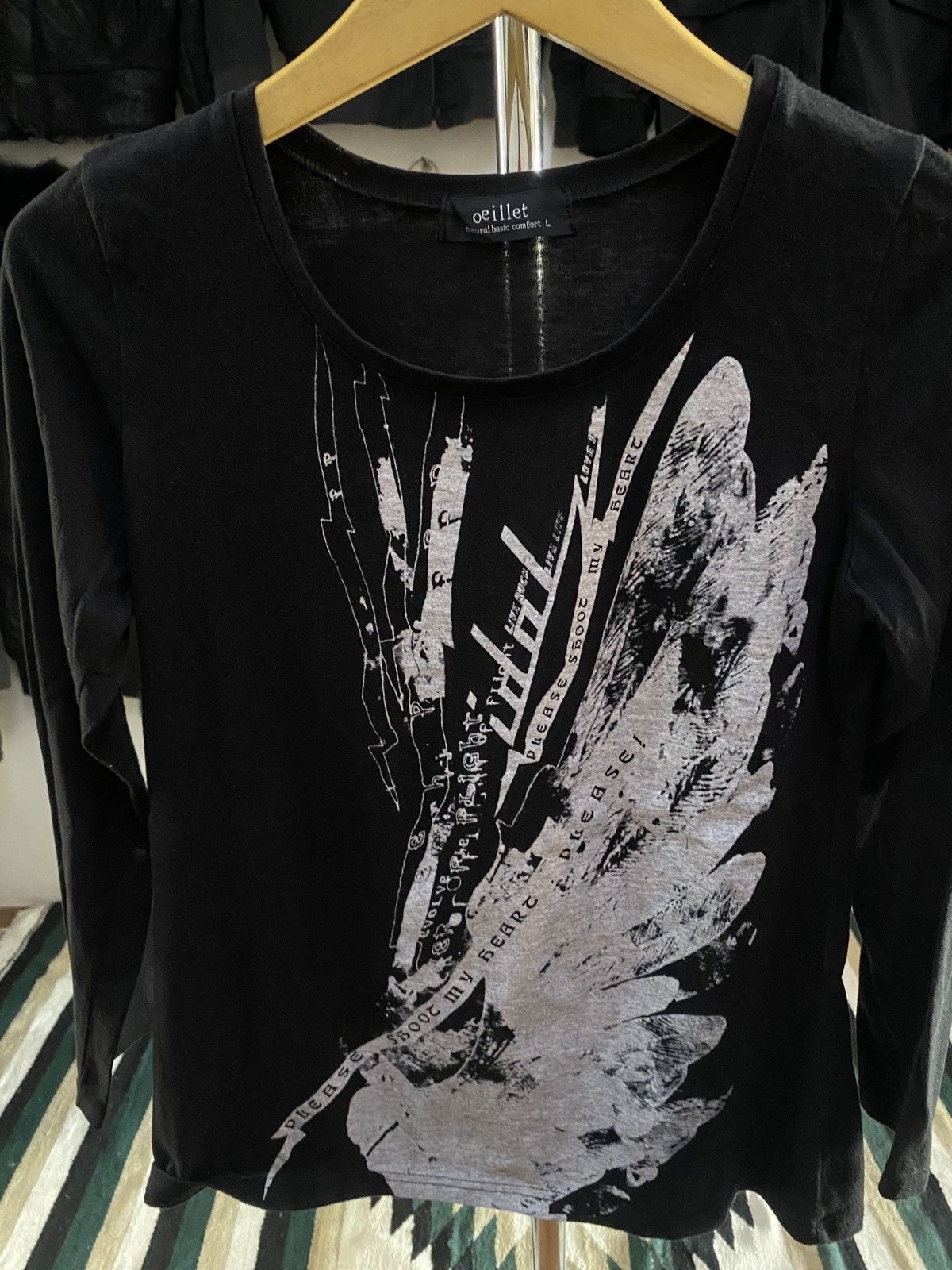 Hysteric Glamour × Undercover Japanese Oeillet Poem Longsleeve Tee Shirt Size US L / EU 52-54 / 3 - 3 Thumbnail