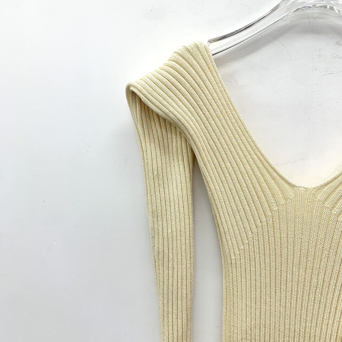 Celine Celine Pale Yellow V-neck Long Sleeve Knit Dress K26WX Size M / US 6-8 / IT 42-44 - 3 Thumbnail