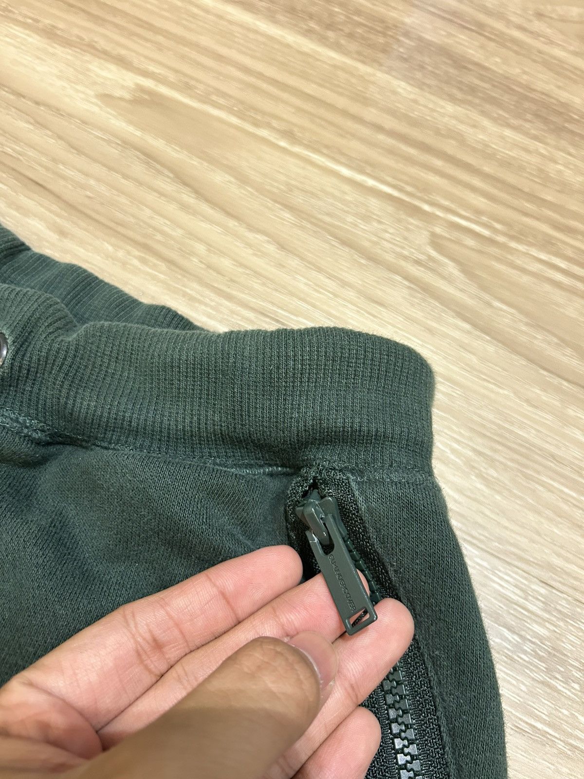 GU × Undercover GU x Undercover Jun Takahashi Utility Sweatpants Size US 30 / EU 46 - 5 Thumbnail