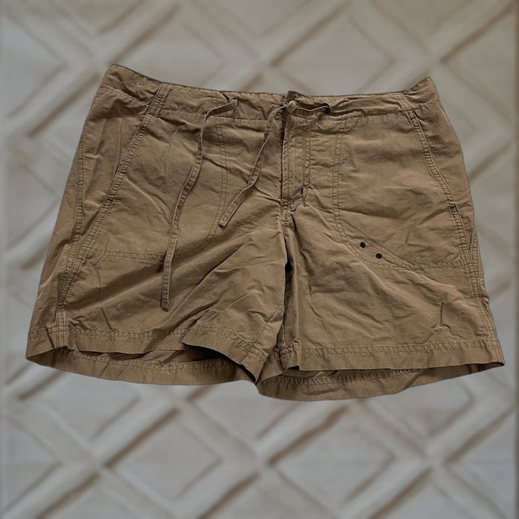 Vintage Columbia Bermuda Shorts Womens Medium Brown Cotton Nylon Casual Outdoor Active Size 32" / US 10 / IT 46 - 1 Thumbnail