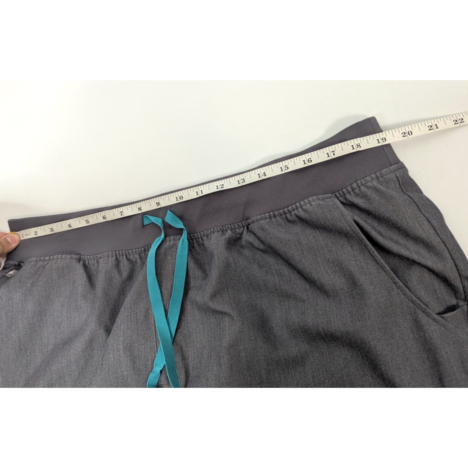 Vintage FIGS Jogger Pant Scrub Bottom 3XL Tall Grey Drawstring Waist Women Medical Polyester Blend Solid 1SW200002 Size US 39 - 7 Thumbnail