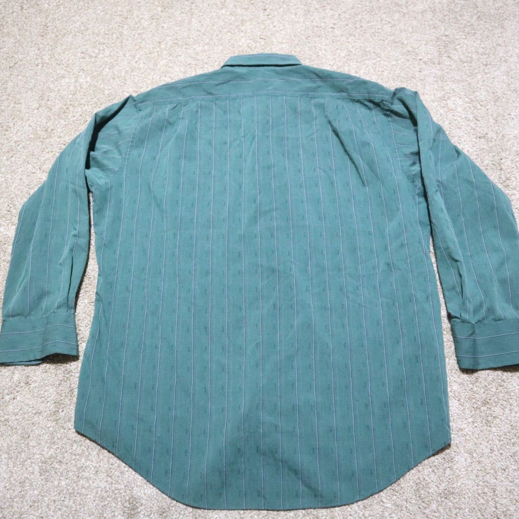 Geoffrey Beene Geoffrey Beene Shirt Men 16.5 Green Long Sleeve Button-Up Adult Regular Size 16.5 Men Green Classic Button-Up Shirt Size 46R - 8 Thumbnail