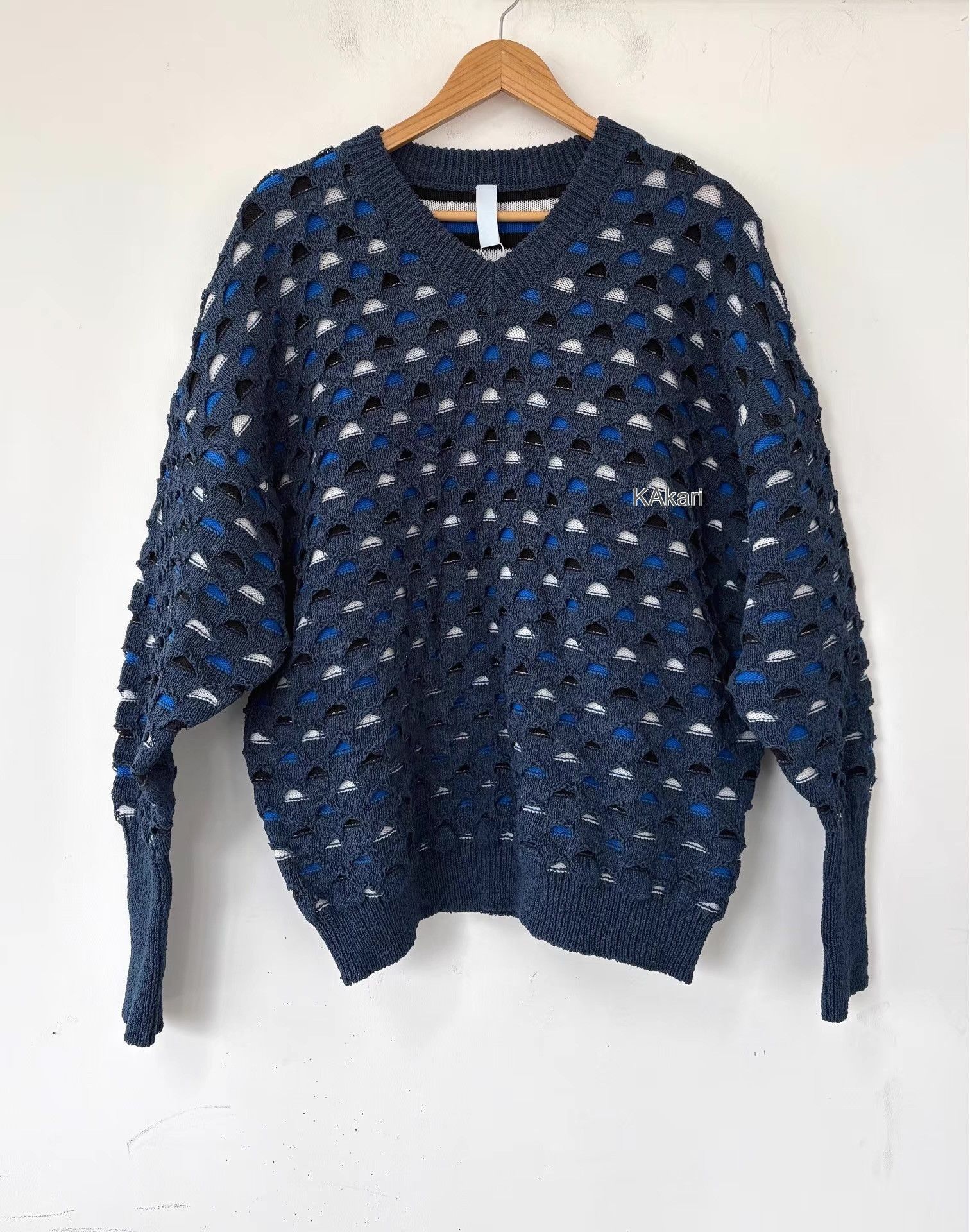 CFCL Blue V-Neck Patterned Sweater Size M Size US M / EU 48-50 / 2 - 1 Thumbnail