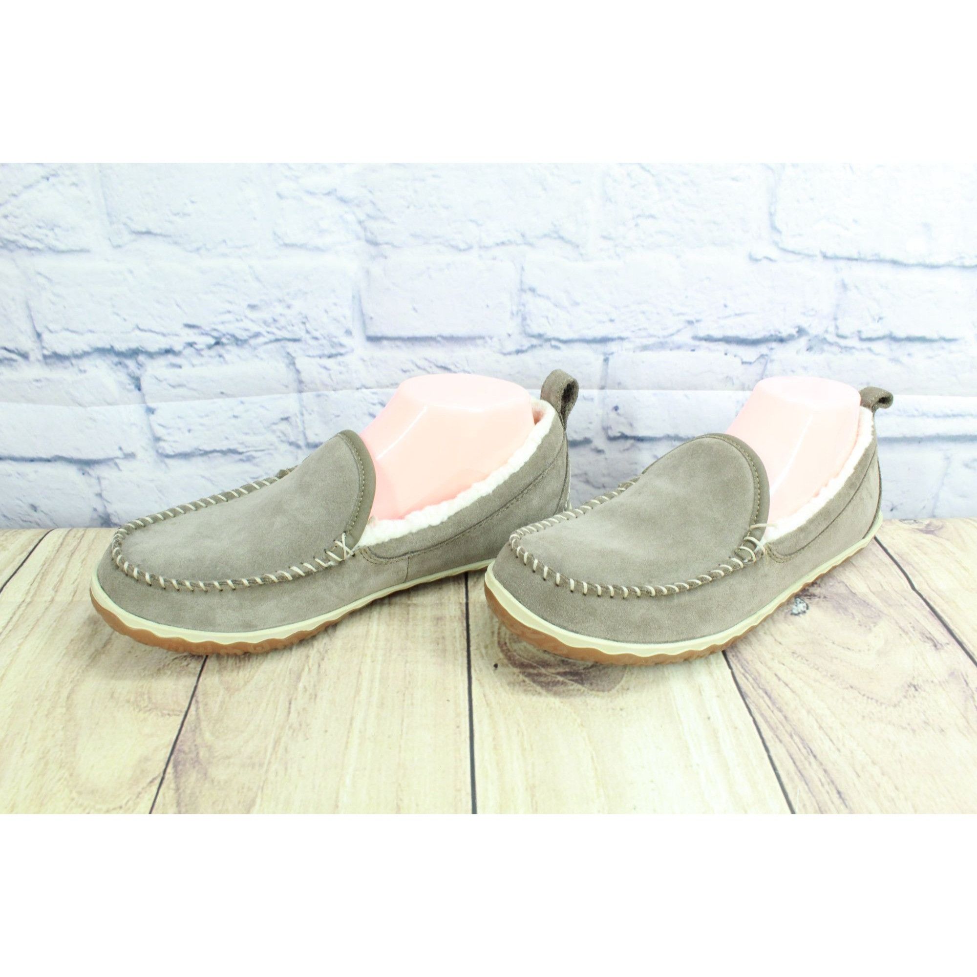 L.L. Bean × Maine Mountain Moccasin LL Bean Dark Cement Suede Lined Mountain Moccasin Slippers Size US 9 / IT 39 - 2 Thumbnail