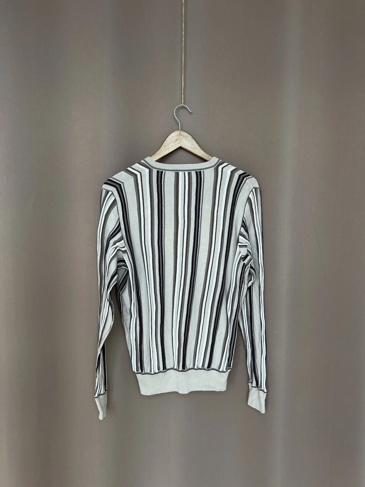 Etro Etro Wool Striped V-Neck Jumper Womens Size M Sweater Size M / US 6-8 / IT 42-44 - 7 Thumbnail
