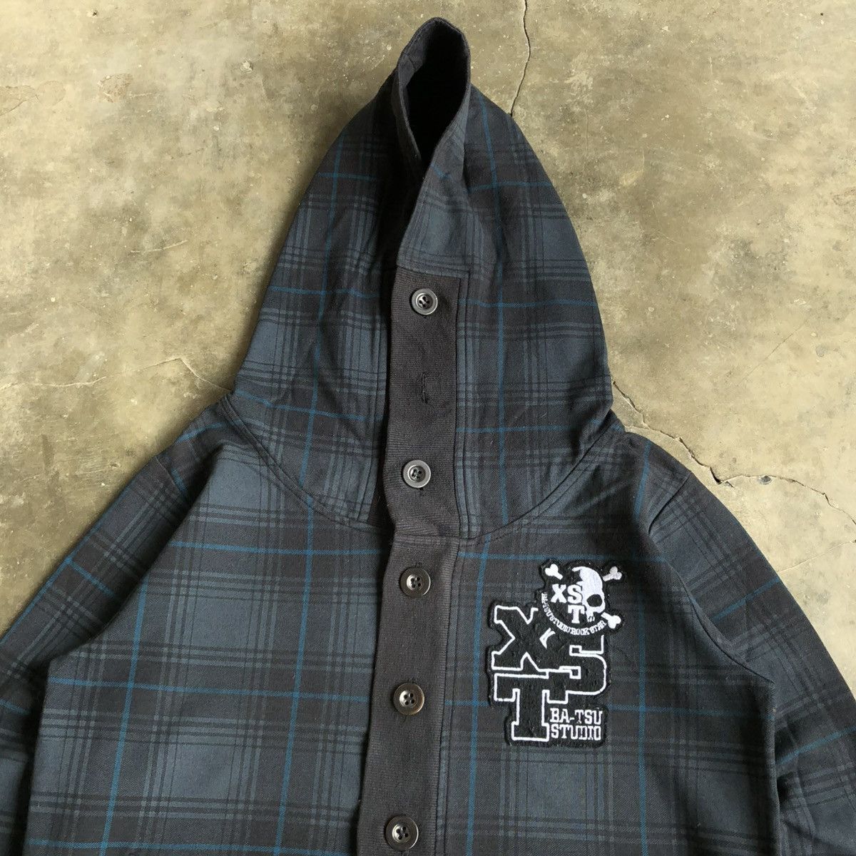20471120 2000s Ba-Tsu Studio Skull Logo Punk Button Hoodie Sly Style Size US M / EU 48-50 / 2 - 3 Thumbnail