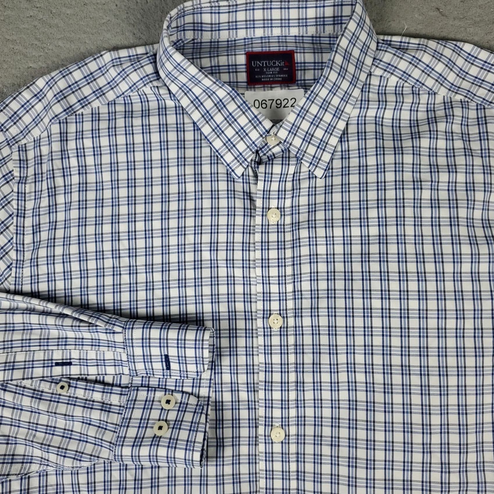 UNTUCKit UNTUCKit Shirt Mens XL Blue Plaid Nylon Stretch Button Up Long Sleeve Size US XL / EU 56 / 4 - 2 Thumbnail