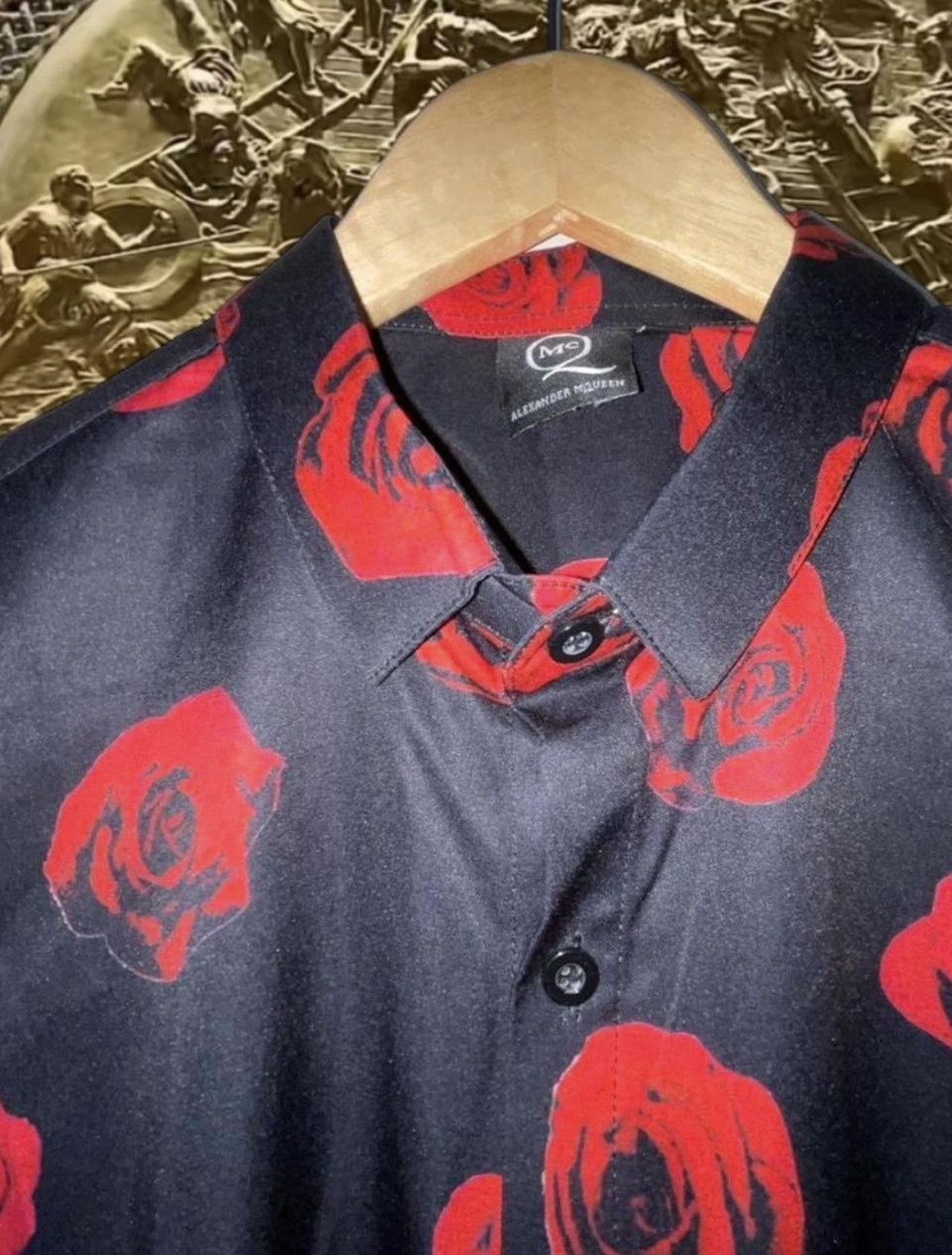 McQ Alexander McQueen McQ Alexander McQueen All-Over Red Rose Graphic Shirt Size US M / EU 48-50 / 2 - 2 Thumbnail