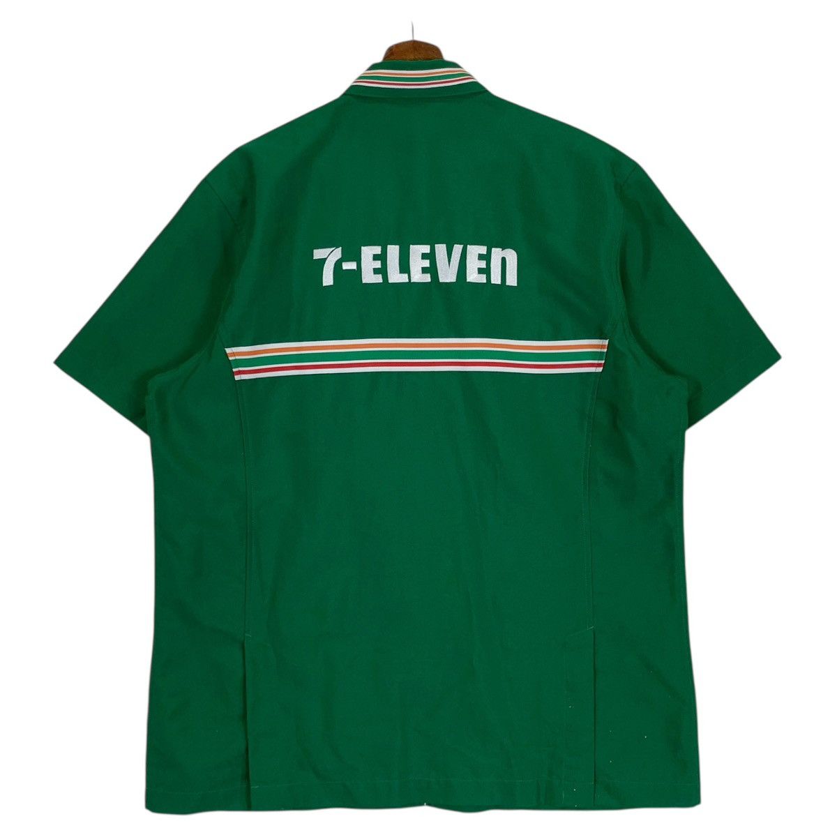 Vintage Vintage 7-Eleven Short Sleeve Zipper Shirt Size US XL / EU 56 / 4 - 10 Thumbnail