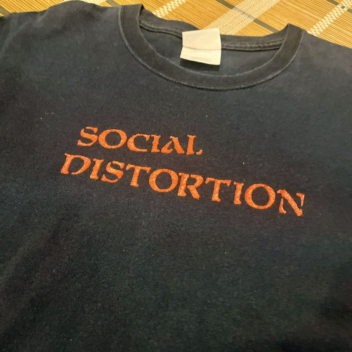 Band Tees × Vintage VTG90’s Social Distortion Skeleton💀 Size US M / EU 48-50 / 2 - 5 Thumbnail