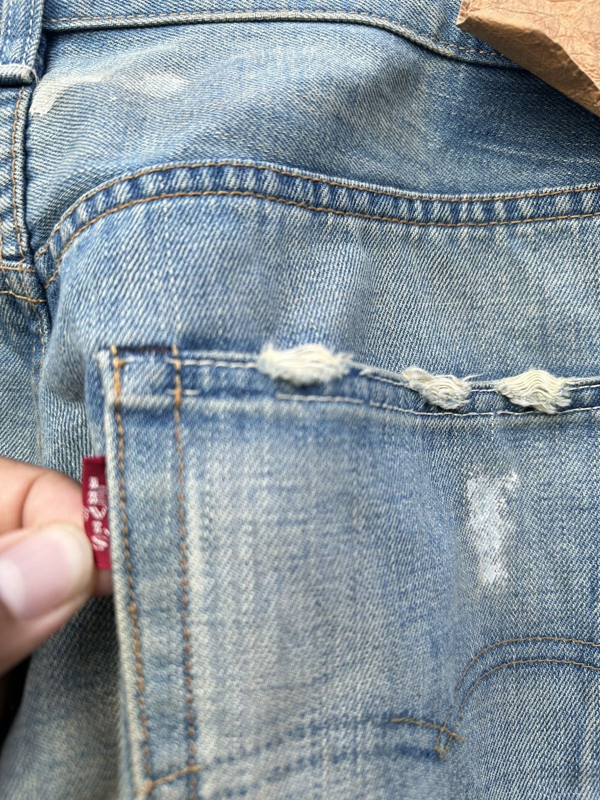 Levi's Vintage Clothing 👹Vintage Levis 501 Big E Distressed Baggy Jeans Size US 32 / EU 48 - 12 Thumbnail