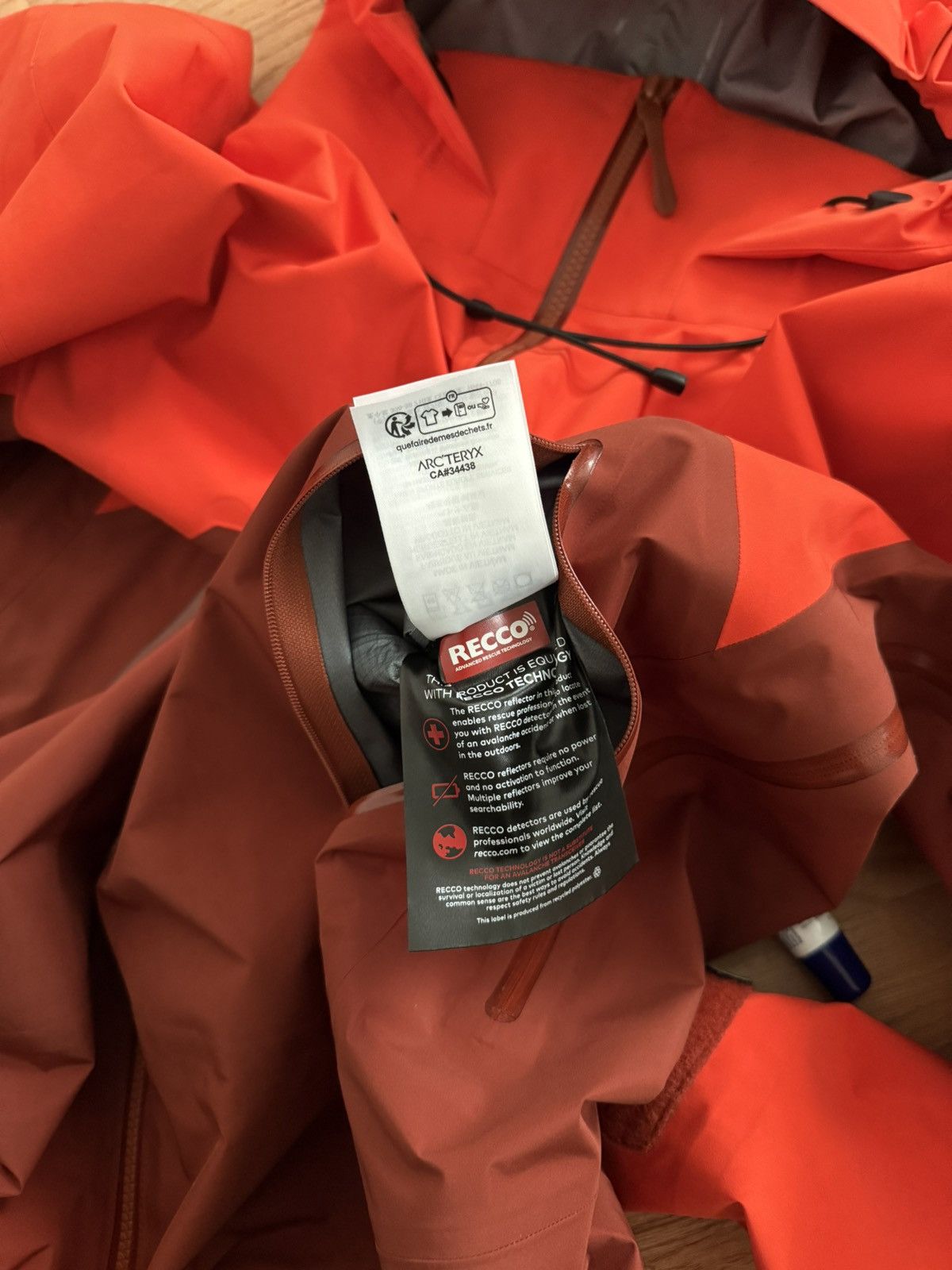 Arc'teryx Arcterys beta AR Size US L / EU 52-54 / 3 - 6 Thumbnail